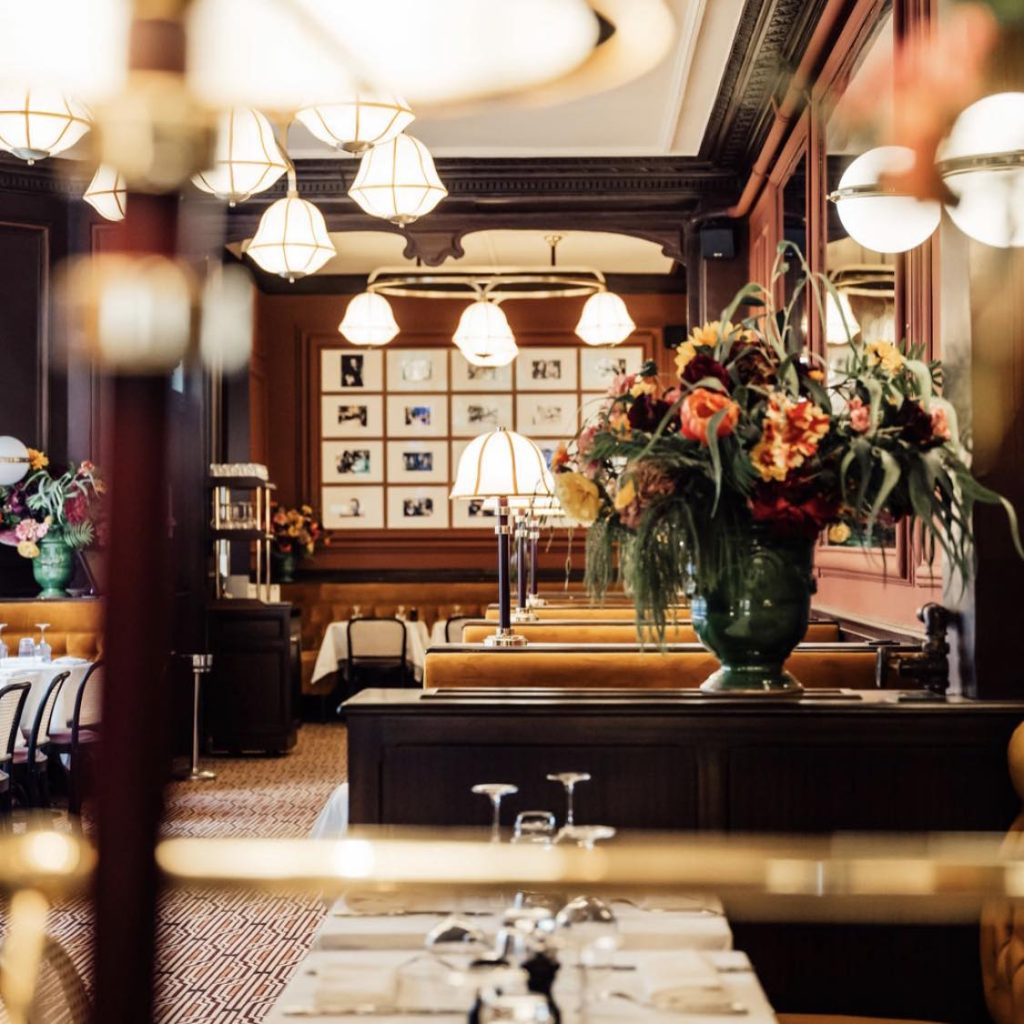 Restaurant traditionnel français Paris 15 La Motte Piquet Intérieur Chaleureux